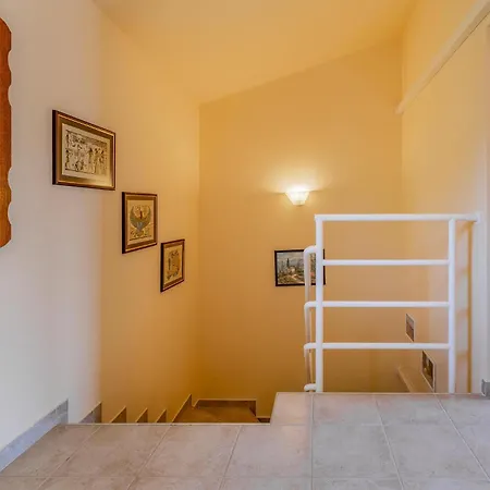 Casa vacanze Gorgeous In With Kitchen *