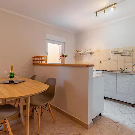 Casa vacanze Gorgeous In With Kitchen
